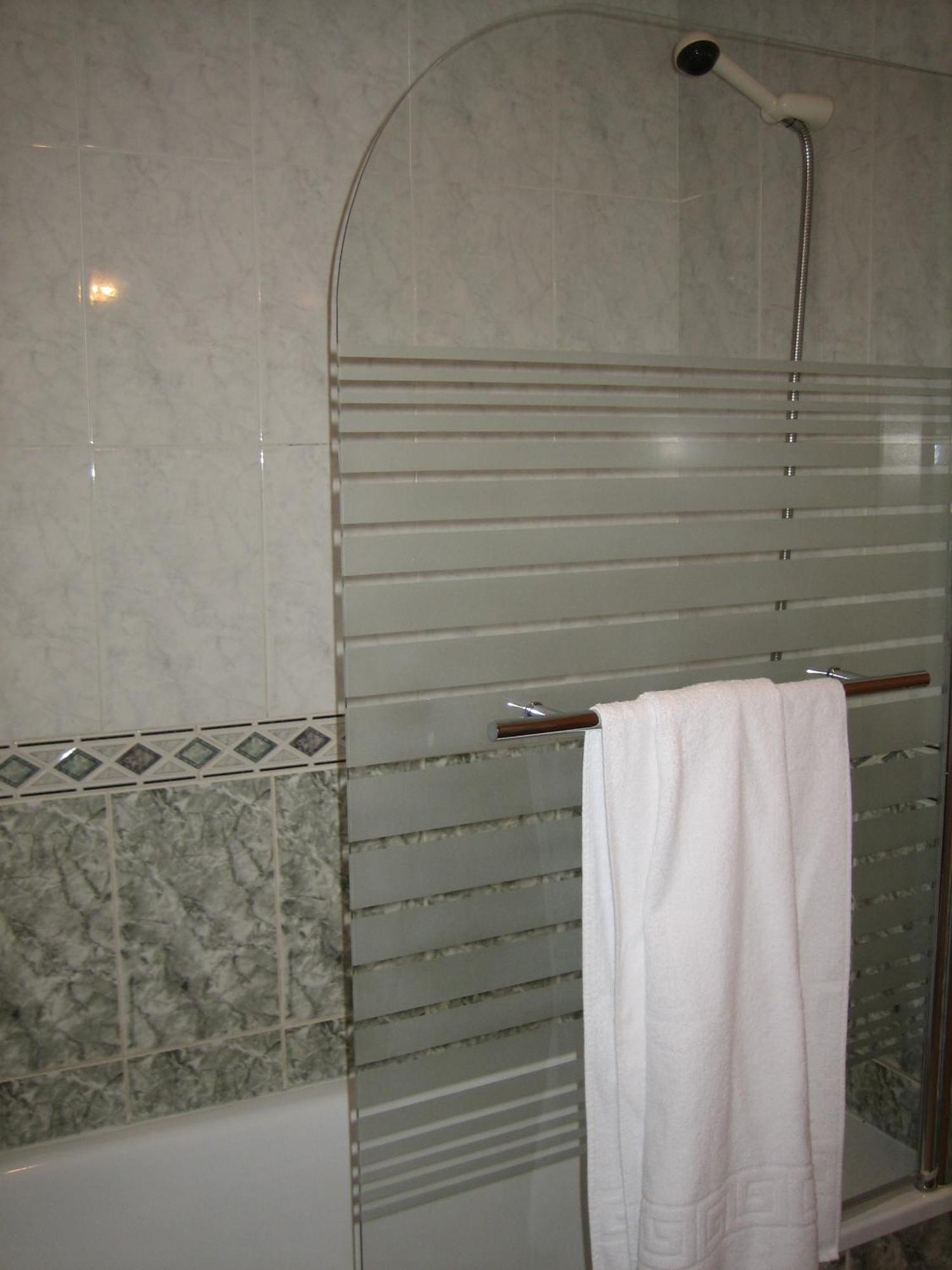 Hostal Madruga Elx Buitenkant foto